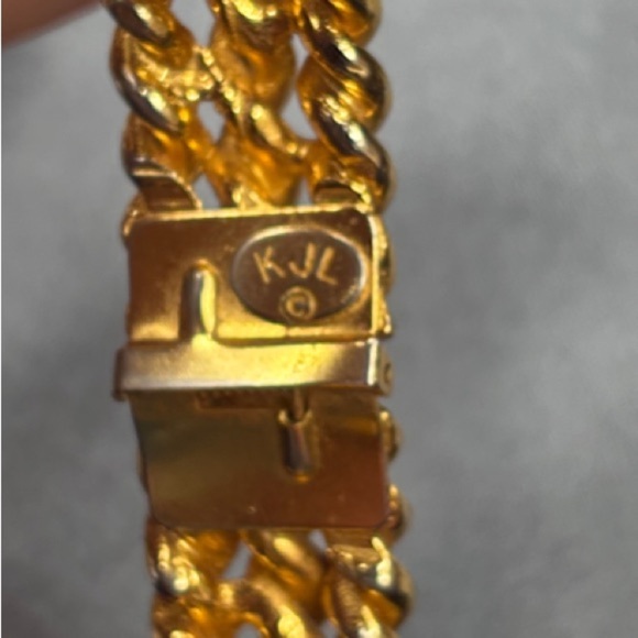 Kenneth Jay Lane Gold look Braided Bracelet - Picture 5 of 5